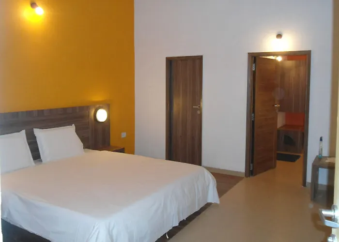 Golden Swan Beach Resort Murud 