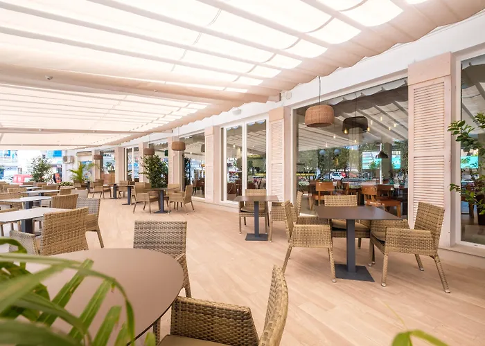 Hotel Plaza Santa Ponsa Boutique - Adults Only.