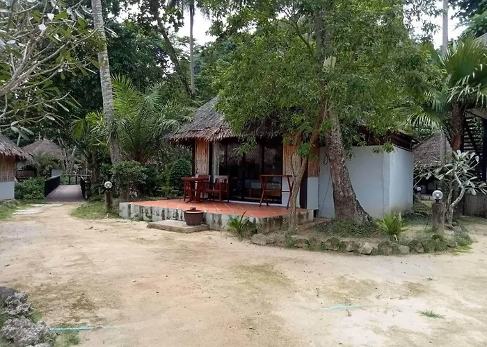 Thapwarin Resort - Green Hotel Koh Ngai