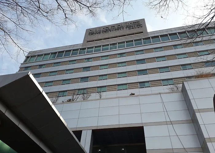 Gumi Century Hotel
