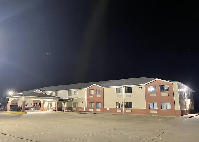 Designer Inn And Suites Toledo