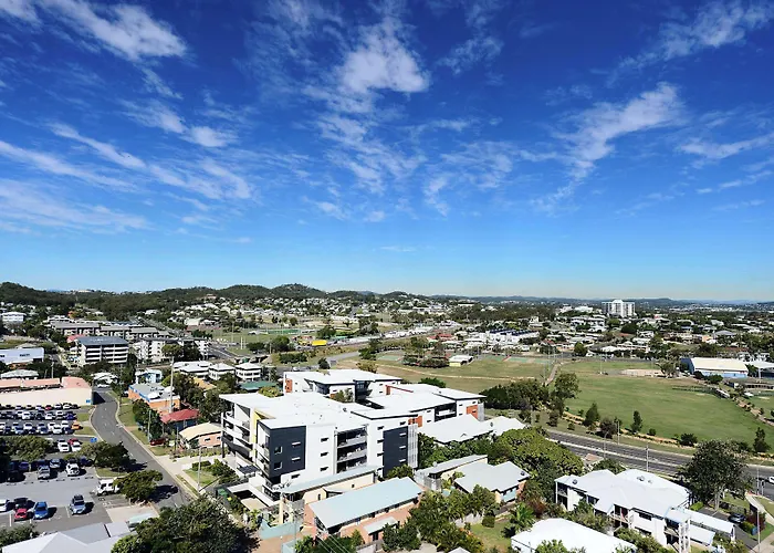 Oaks Gladstone Grand Hotel