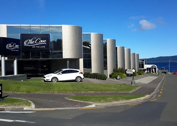 The Cove- On The Lake Taupo