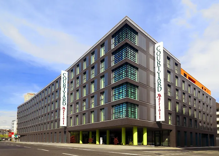 Hotel Courtyard By Marriott Cologne
