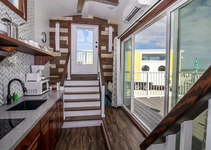 Sunshine Key Rv Resort & Marina Big Pine Key