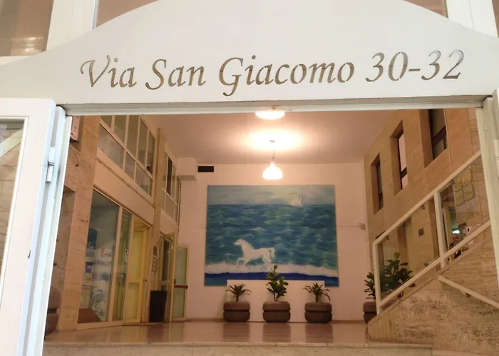 Domus Municipio Hotel Naples