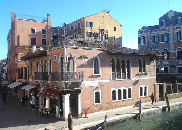 Palazzina Veneziana Hotel