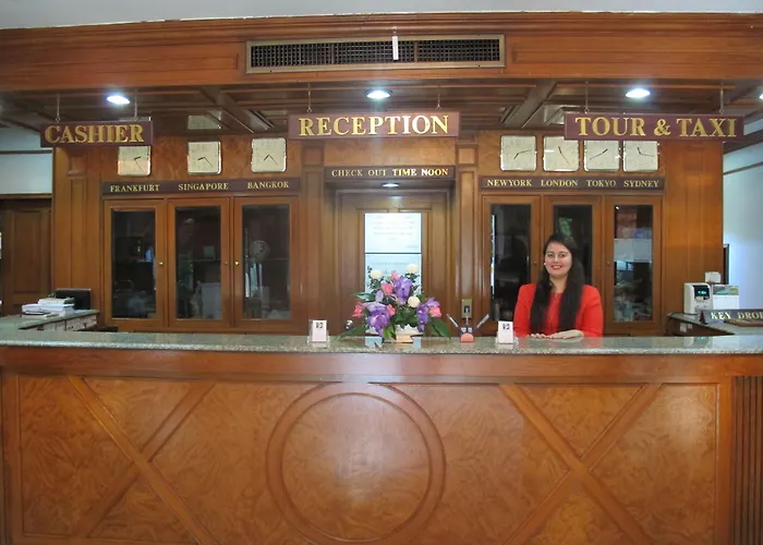 Hotel The Promenade Bangkok