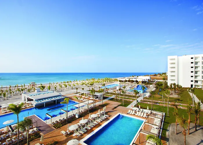 Riu Playa Blanca Hotel