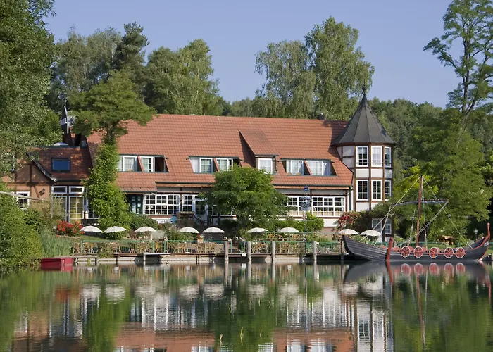 Romantischer Seegasthof&Hotel Altes Zollhaus Feldberger Seenlandschaft