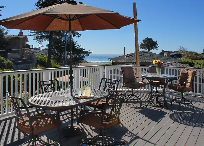 Ocean Echo Inn & Beach Cottages Capitola