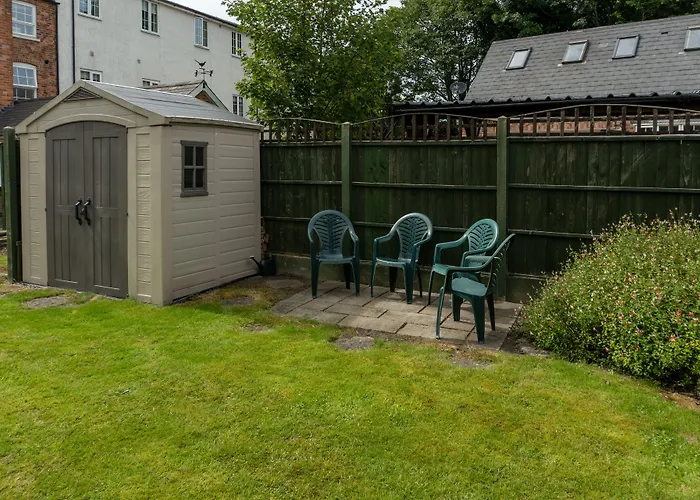 The Lawns Guest House Retford