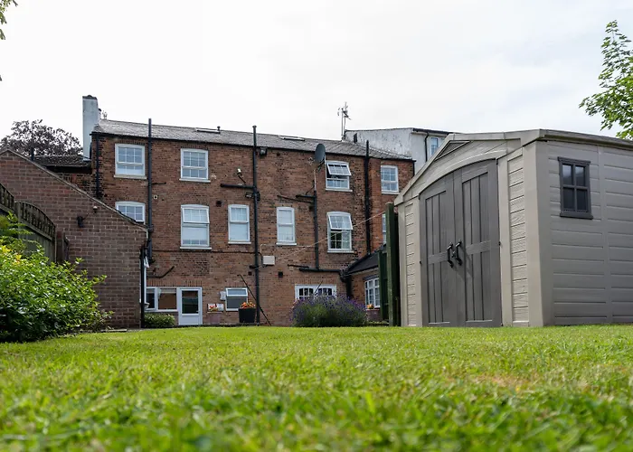 The Lawns Guest House Retford