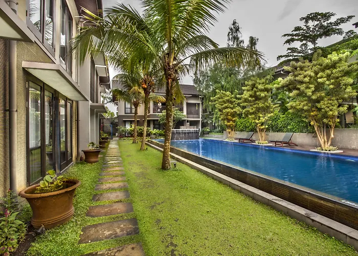 Summer Hills Hotel & Villas Bandung