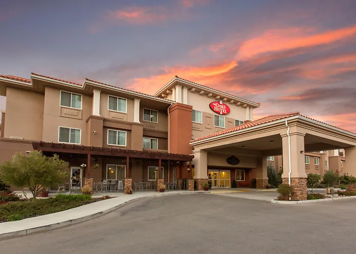 The Oaks Hotel & Suites El Paso de Robles