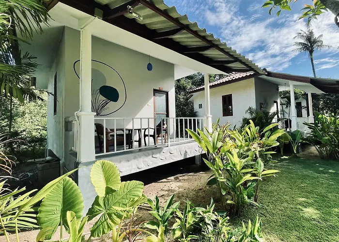 Sabaii Bay Resort Ban Tai