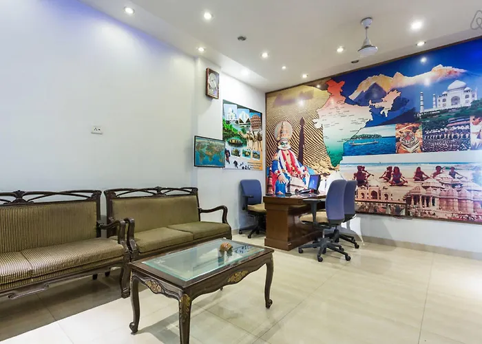 Amax Inn New Delhi