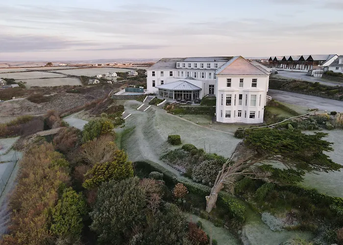 Polurrian On The Lizard Hotel Mullion