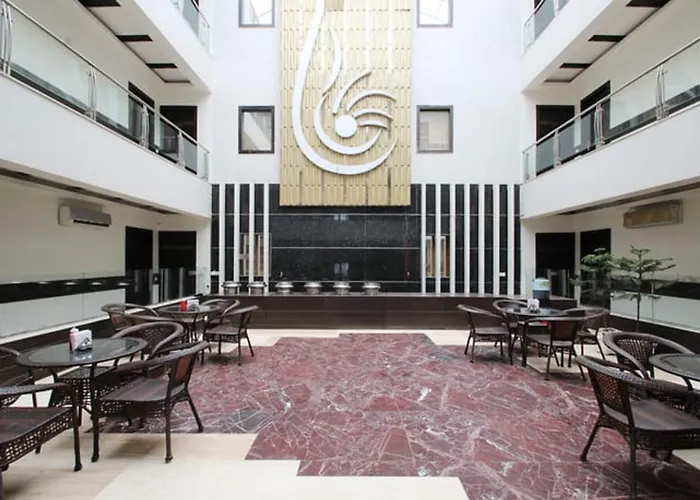 Blue Pearl Hotel Delhi 