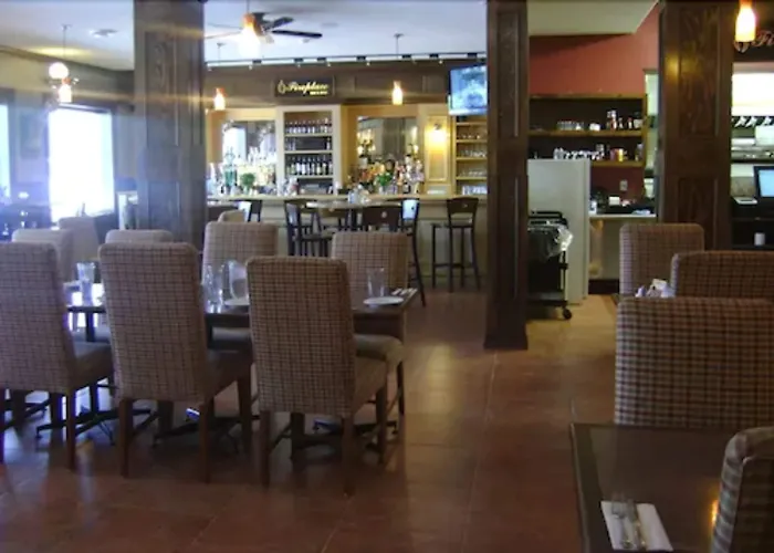 Talbot Trail Inn & Suites Leamington