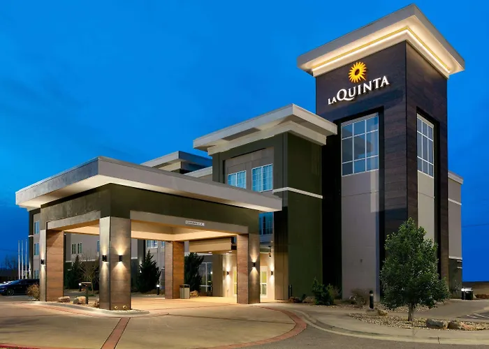 La Quinta By Wyndham Clinton Historic Route 66 Hotel