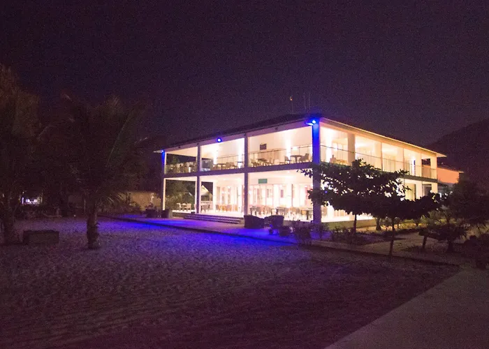 The Place Resort At Tokeh Beach Freetown