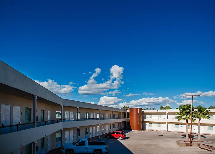 American Inn Hotel & Suites Delicias