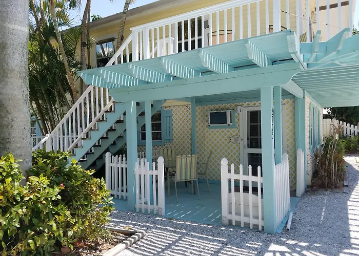 Cedar Cove Resort & Cottages Holmes Beach