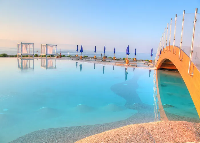 19 Summer Suites Santa Cesarea Terme