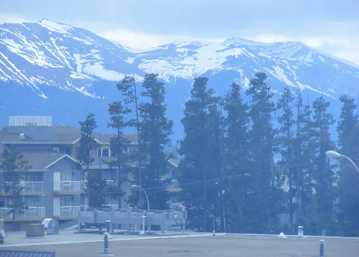 Acorn Motel Grande Cache