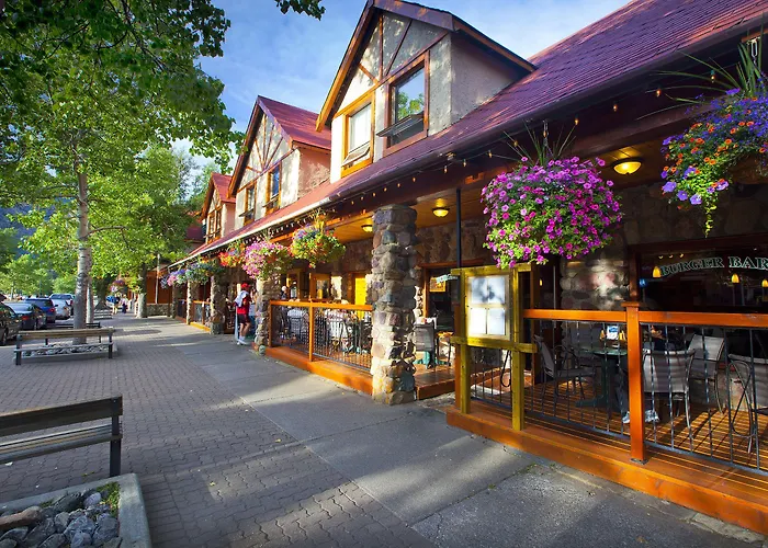 Bayshore Inn & Spa Waterton Park