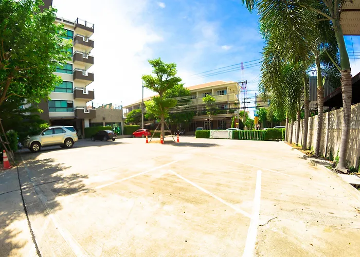 Initial Hua Hin - Sha Plus