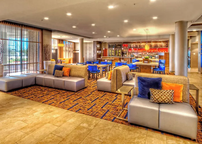 Hotel Courtyard By Marriott San Marcos