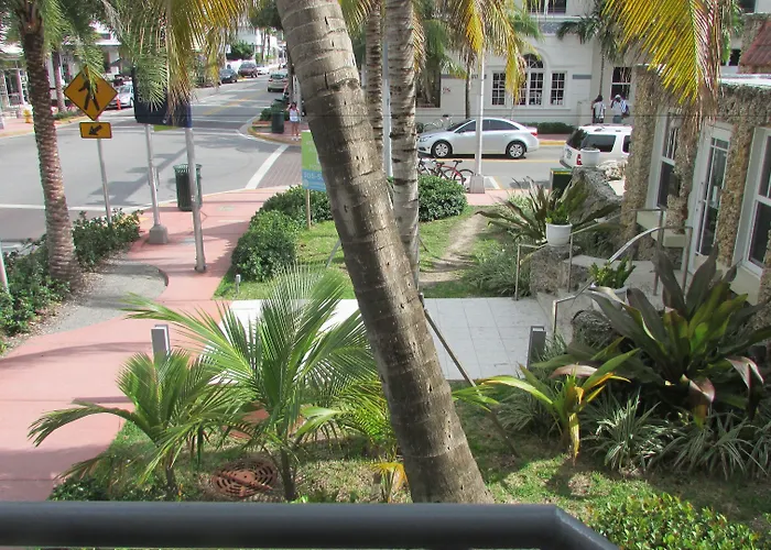 Stardust Hotel Miami Beach