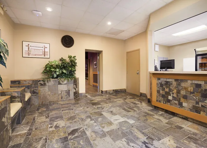 Central Suite Hotel Lloydminster