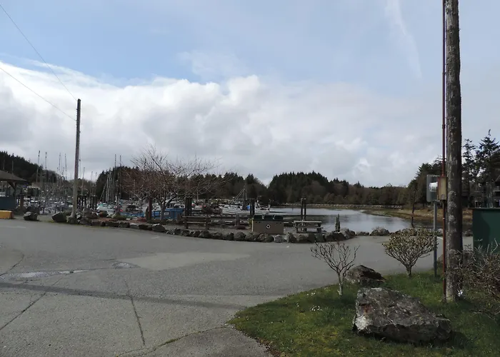 Bayshore Waterfront Inn Ucluelet