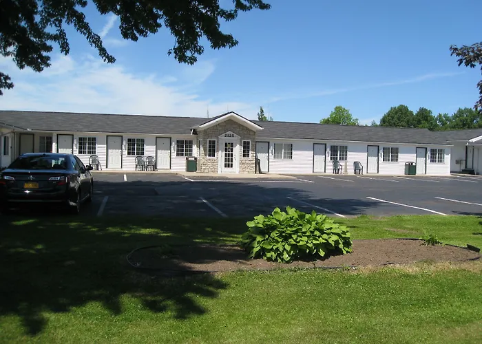 Relax Inn Webster