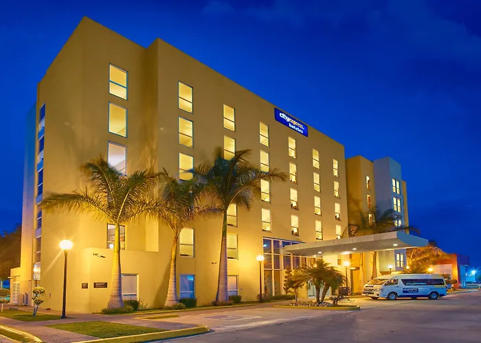 City Express By Marriott Tehuacán