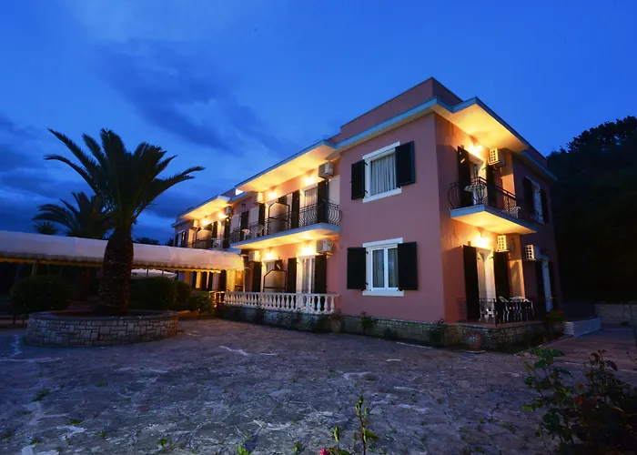 Argo Hotel Perama 