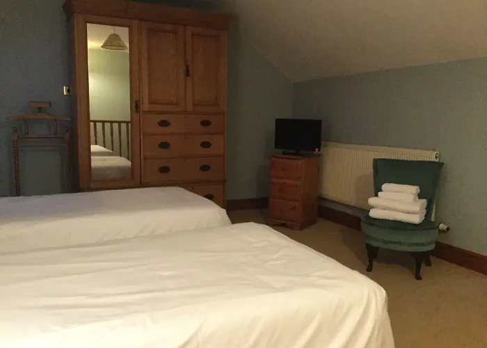 Llwyn Country House Llanelli