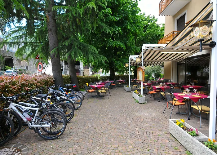 Hotel Antica Croce - Gardaslowemotion Tenno