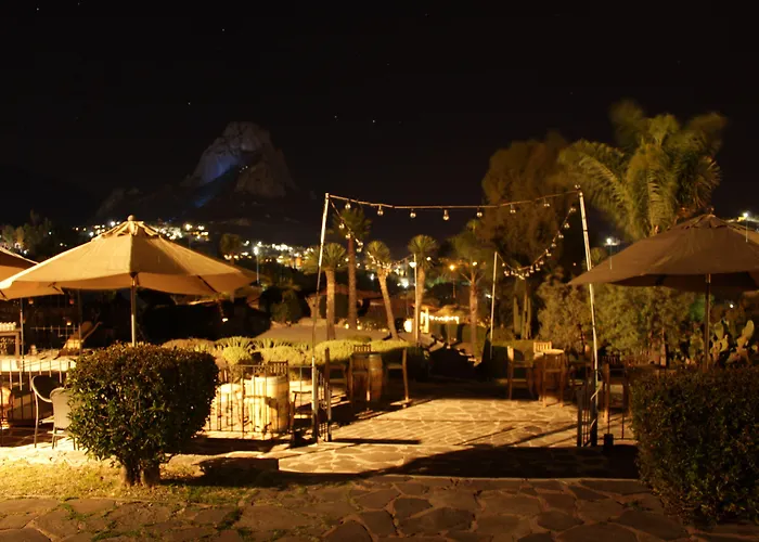 Hotel Parador Vernal Bernal