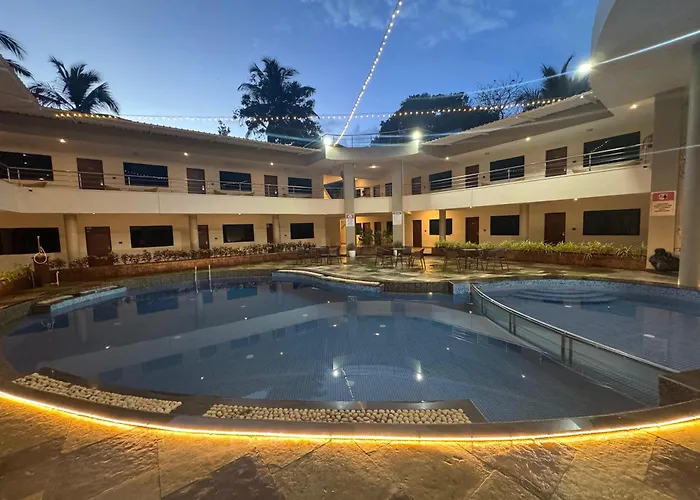 Ocean White Sands Resort & Spa Varca