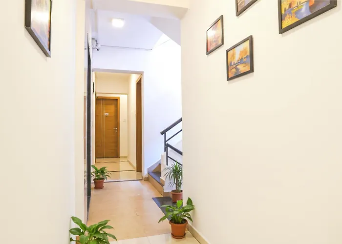 Fabhotel Saffron Inn I - Nr Darshan Museum Pune