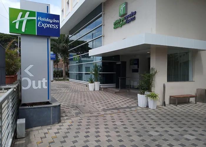 Holiday Inn Express Pune Pimpri By Ihg