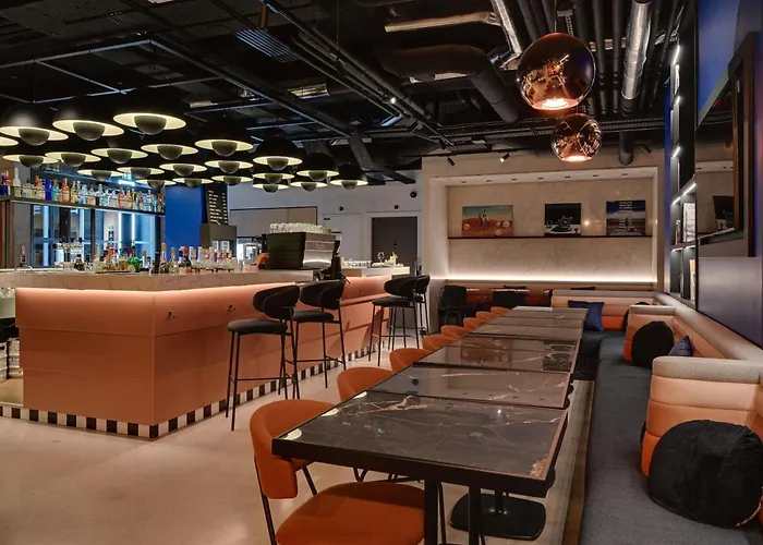 Tribe Paris Saint Ouen Hotel