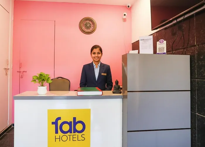 Fabhotel F9 Noida Sector 27