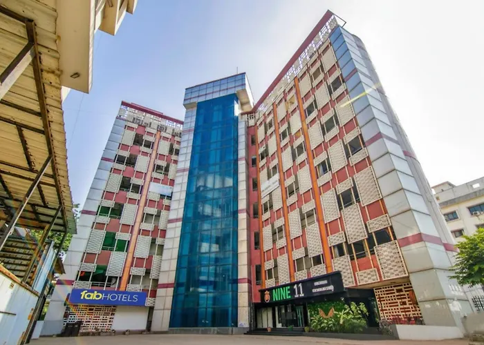 Fabhotel Moro Rohini Sector 11 Delhi 