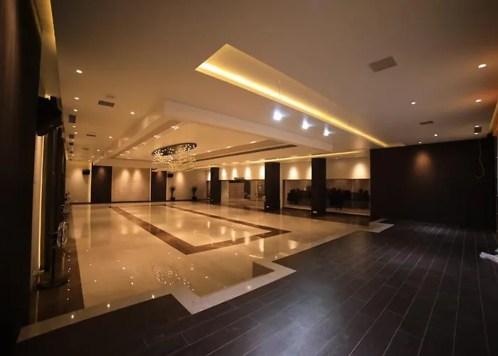 Hotel Midland, Nanded