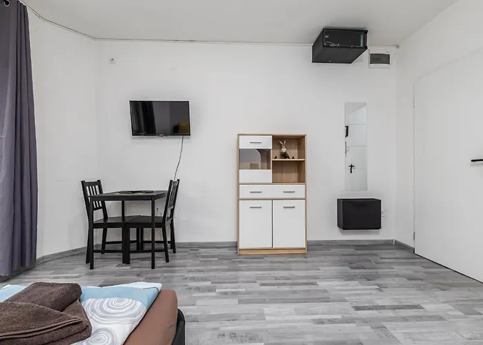 Mira Nest - Budapest City